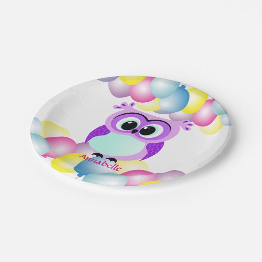 Lila und lila Mutter- und Babyeulen-Cartoon Pappteller (Schrägansicht)