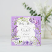 Lila und Lilac Delicate Florals Baby Dusche Einladung (Stehend Vorderseite)