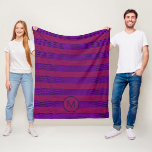 Lila und Magenta Muster gestreifte Monogramm Fleecedecke