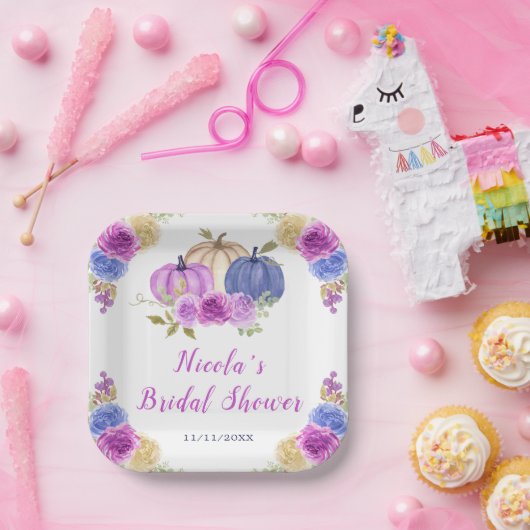 Lila und navy Blue Floral Pumpkins Brautparty Pappteller (Party)
