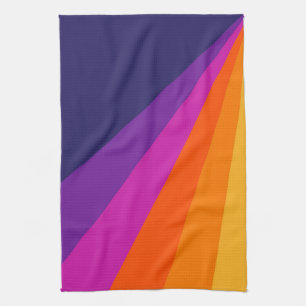 Lila und orange diagonale Retro-Streifen Geschirrtuch