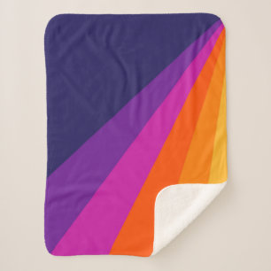 Lila und orangefarbene diagonale Retrostreifen Sherpadecke