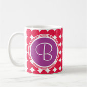 Lila und Red Polka Dot Monogramm Kaffeetasse (Links)