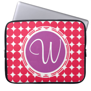 Lila und Red Polka Dot Monogramm Laptopschutzhülle