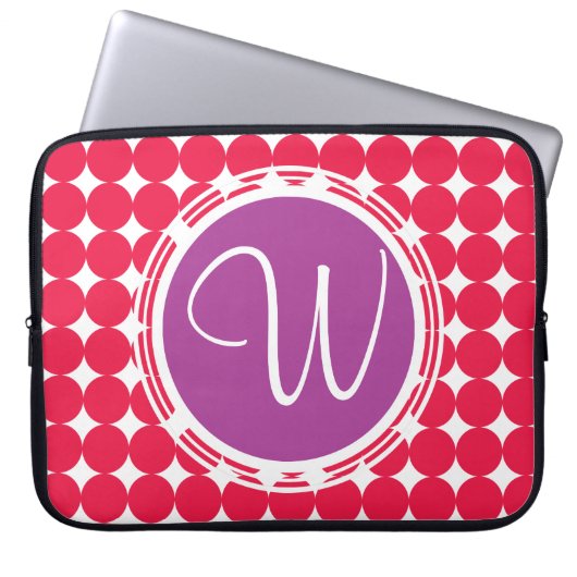Lila und Red Polka Dot Monogramm Laptopschutzhülle (Vorderseite)