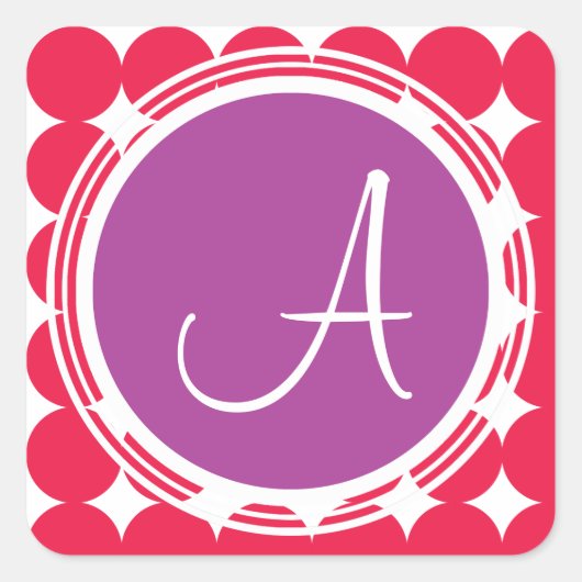 Lila und Red Polka Dot Monogramm Quadratischer Aufkleber (Vorderseite)