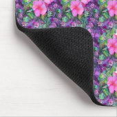 Lila und rosa Blumenmuster Mousepad (Ecke)