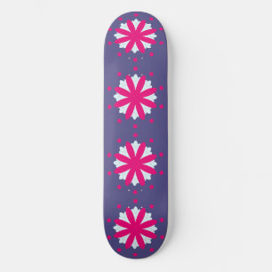 Lila und rosa florale Formen Illustration Skateboard