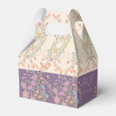 Lila und rosa geschenkschachtel (Rückseite)