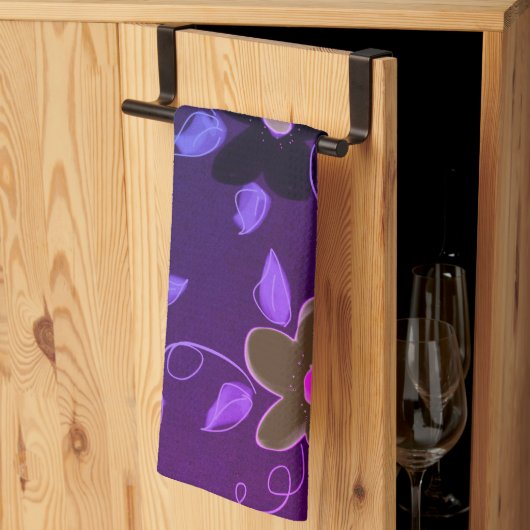 Lila und rosa handtuch (Drittel gefaltet)