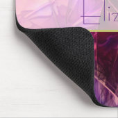 Lila und rosa Modernes Abstraktes Fraktal Design Mousepad (Ecke)