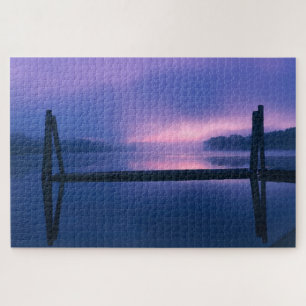 Lila und rosa Sonnenaufgang Wasser Landschaft Refl Puzzle