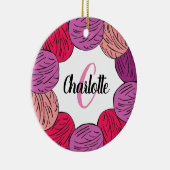 Lila und rosa Wollgeschenke Keramik Ornament (Rechts)
