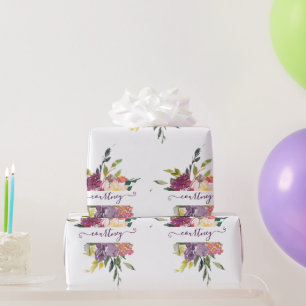 Lila und rote florale personalisierte Geschenkpapi Geschenkpapier