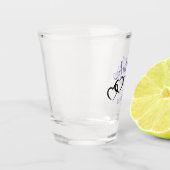 Lila und schwarze Hochzeitssache Schnapsglas (Links)