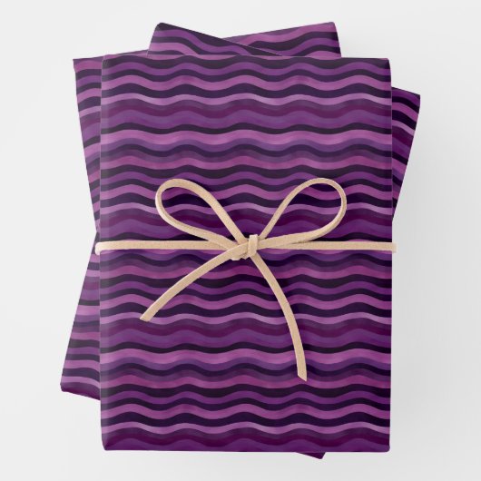Lila und schwarze Wavy Lines Geschenkpapier Set (Beispiel)