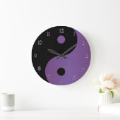 Lila und schwarze Yin Yang Uhr (Zuhause)