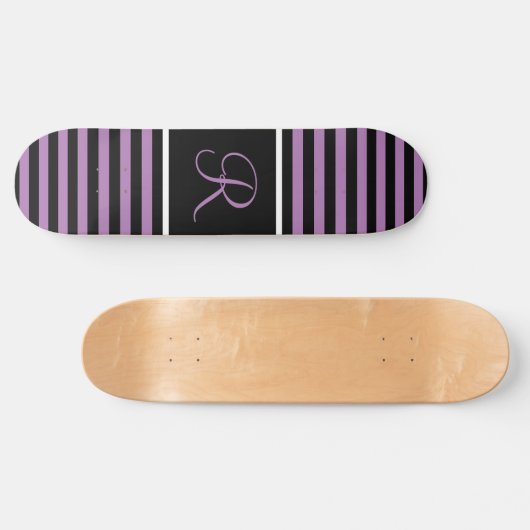 Lila und schwarzer, benutzerdefinierter Anfangsbuc Skateboard (Horizontal)
