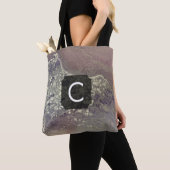 Lila und silberfarbene Monogramm Tasche (Von Nahem)