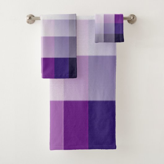 Lila und weiß badhandtuch set (Insitu)