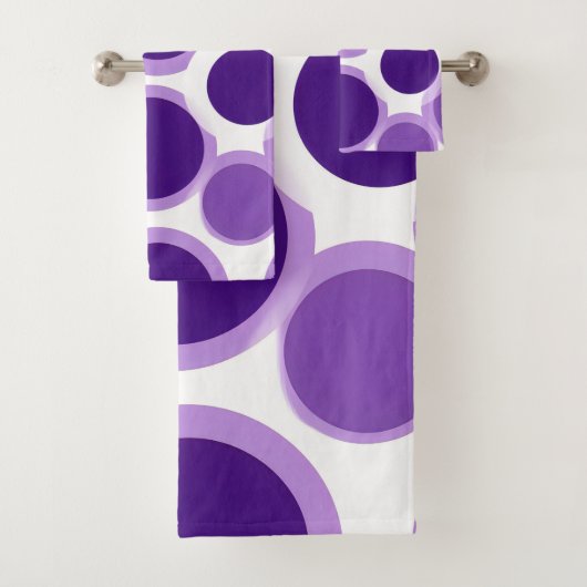 Lila und weiß badhandtuch set (Insitu)