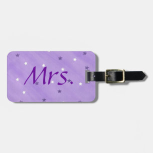Lila und Weiß hat Frau Luggage Tag in der Gepäckanhänger