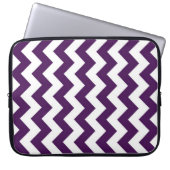 Lila und weiß Zigzag Laptopschutzhülle (Vorderseite)
