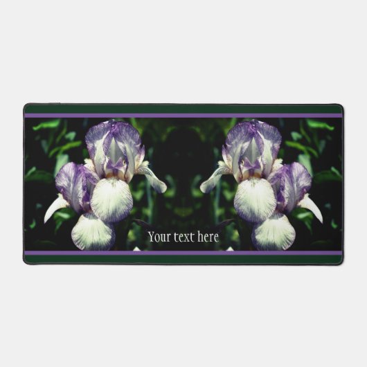 Lila und weiße Barti-Blume Personalisiert Schreibtischunterlage (Vorderseite)