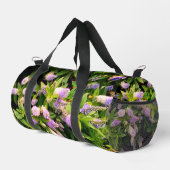 Lila und weiße Blume Duffle Bag (Rechte Ecke)
