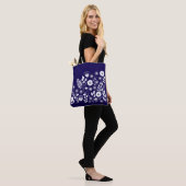 Lila und weiße Boho-Wildblume Tasche (Am Model)