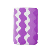 Lila und weiße horizontale Wellenmuster Badematte (Vorderseite Vertikal)