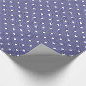Lila und weiße Polka Dots Geburtstag Geschenkpapier (Ecke)