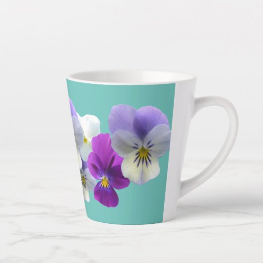 Lila und weiße Stiefmütterchen Aquamarine Latte Ta Milchtasse (Rechts)