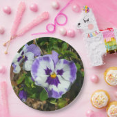 Lila und weiße Stiefmütterchen farbenfroh bläserne Pappteller (Party)
