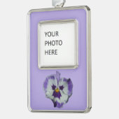 Lila und weiße Stiefmütterchen farbenfroh bläserne Rahmen-Ornament Silber (Links)