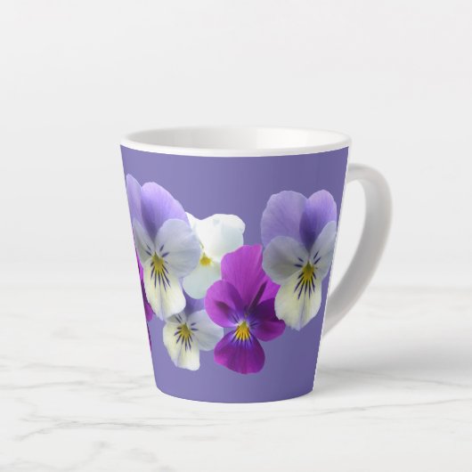 Lila und weiße Stiefmütterchen Lilac Latte Tasse (Rechte Ecke)