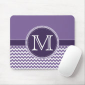 Lila und weiße Zickzack Zigzag Monogram Wedding Mousepad (Mit Mouse)