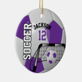 Lila und weißer Fußballball Keramik Ornament (Rechts)