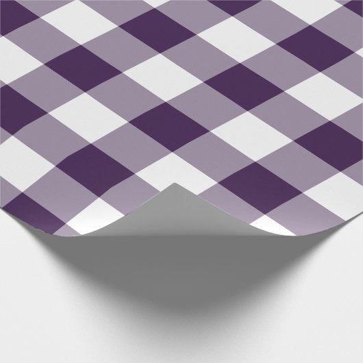 Lila und weißes Gingham-Muster Geschenkpapier (Ecke)