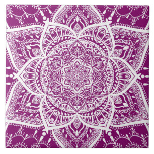 Lila und weißes Mandala - Loergann in Dahlia Fliese