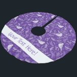 Lila und Winter-Weißbird-Blumenmuster Polyester Weihnachtsbaumdecke<br><div class="desc">Atemberaubende, lila, leichte Lavendel, im Winter weiße Vögel und Blume Muster für Winter- und Weihnachtsferien. Einzigartige, elegante und stilvolle Weihnachtsblumenmotive machen Ihren Urlaub fröhlich und festlich. Einzigartige, elegante und stilvolle Weihnachtsblumenmotive, um Ihren Urlaub glücklich zu machen. "lila Lavendel-Blütenmuster", "elegante Wintervogelmuster", "lustige festliche Blume und Vögel", "Happy Ferien Snow Print", "stilvolle...</div>