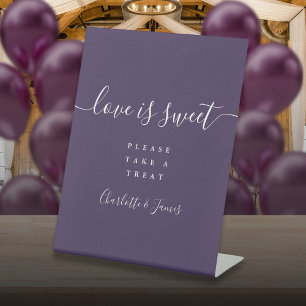 Lila Unterschrift Skript Liebe ist süß beliebt Sockelschild