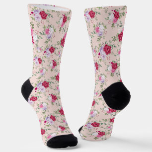 Lila Veilchen rote Blume Botanische Kunst auf Rosa Socken