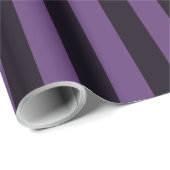 Lila vertikale Streifen passen das an! Geschenkpapier (Rolleneckpunkt)