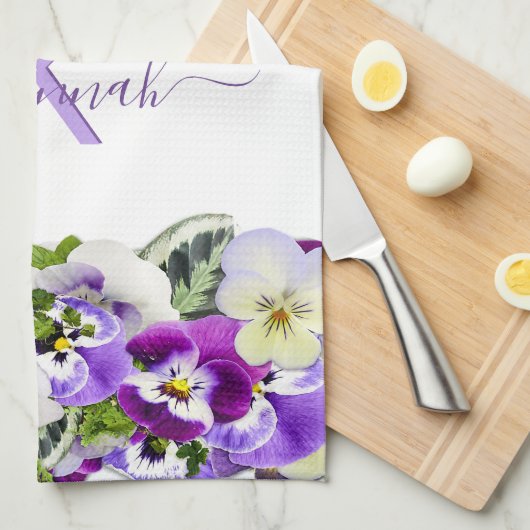 Lila Violet-Flora, weiße Monogrammnamenskripte Geschirrtuch (Viertel Falte)