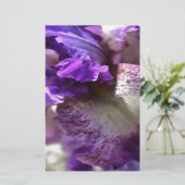 Lila, Violet und Mauve Iris Abstrakt Briefpapier (Stehend Vorderseite)