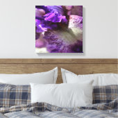 Lila, Violet und Mauve Iris Abstrakt Leinwanddruck (Insitu (Schlafzimmer))