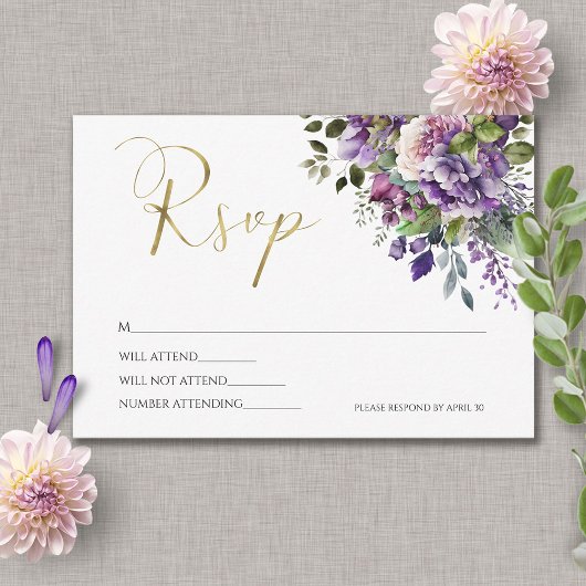 Lila Violet Watercolor Bouquet Gold Script RSVP Karte