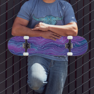 Lila Violett blaues Marmorband Akrylabstraktion Skateboard
