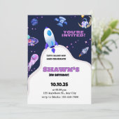 Lila Violett Weltraum Einladung zum Geburtstag (Stehend Vorderseite)